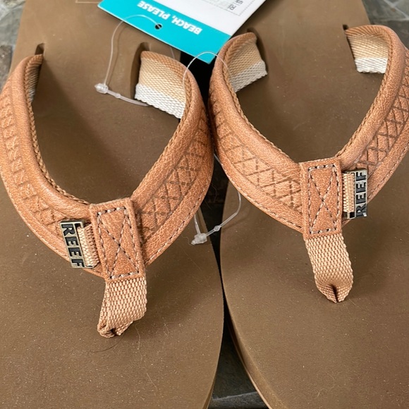 Woman’s REEF Cora Sandal, Natural, Size 7 - Picture 3 of 6